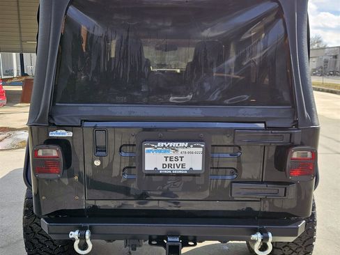 Used 2006 Jeep Wrangler Unlimited image 4