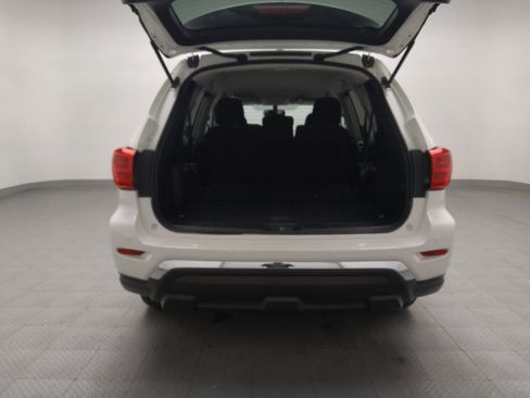 Used 2018 Nissan Pathfinder SV AWD/4WD image 29