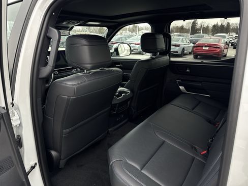 Used 2024 Toyota Tundra Platinum image 22
