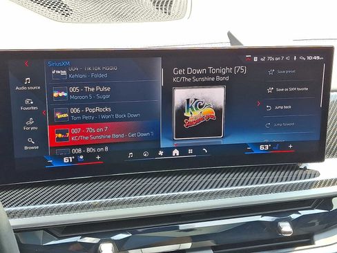 Used 2025 BMW X5 M60i w/ Executive Package image 18