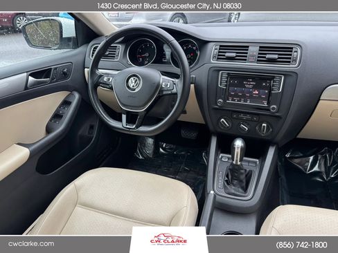 Used 2018 Volkswagen Jetta SE FWD image 15