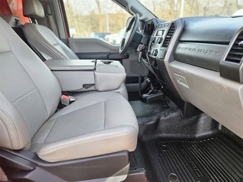 Used 2019 Ford F550 4x4 Regular Cab Super Duty w/ Snow Plow Prep Package image 8
