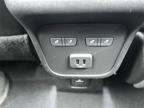 Used 2022 Chevrolet Equinox Premier image 21