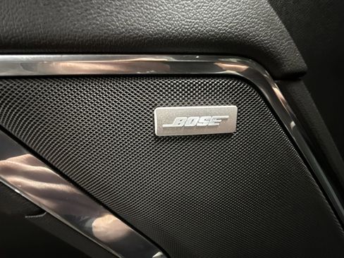 Used 2024 GMC Sierra 3500 SLT w/ SLT Premium Package image 23