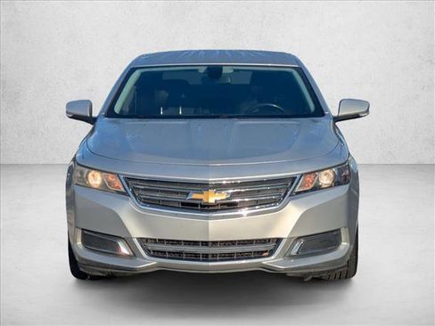 Used 2014 Chevrolet Impala LT FWD image 2