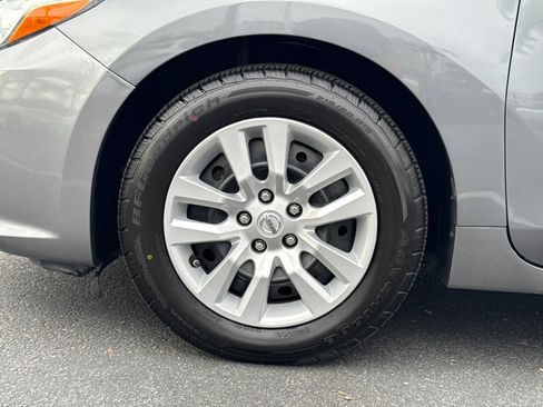 Used 2016 Nissan Altima 2.5 S w/ Power Driver Seat Package image 6