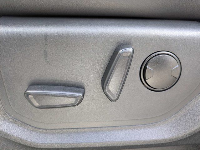 Used 2024 Ford Expedition XLT AWD/4WD image 22