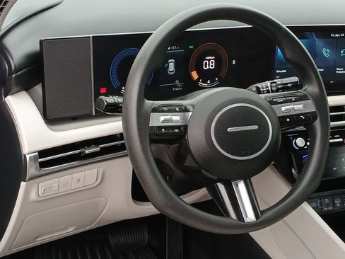 Used 2025 Hyundai Tucson SEL AWD/4WD image 18