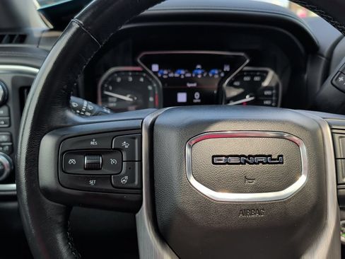 Used 2020 GMC Sierra 1500 Denali w/ Denali Ultimate Package AWD/4WD image 25