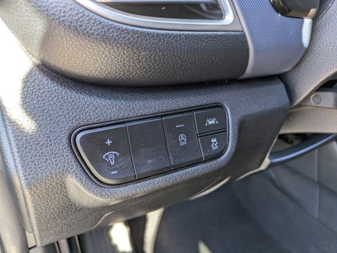 Used 2022 Kia Seltos S image 19