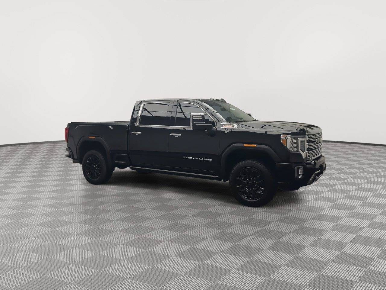 Certified 2021 GMC Sierra 2500 Denali w/ Denali Black Diamond Edition AWD/4WD image 48