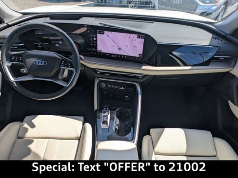 Certified 2025 Audi Q5 Premium Plus w/ Premium Plus image 17