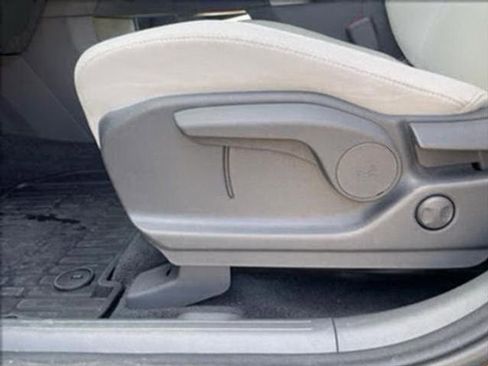 New 2025 Hyundai Santa Fe SE image 11