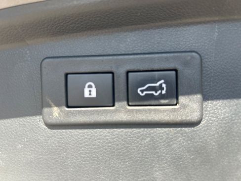 Used 2021 Subaru Outback Premium AWD/4WD image 23