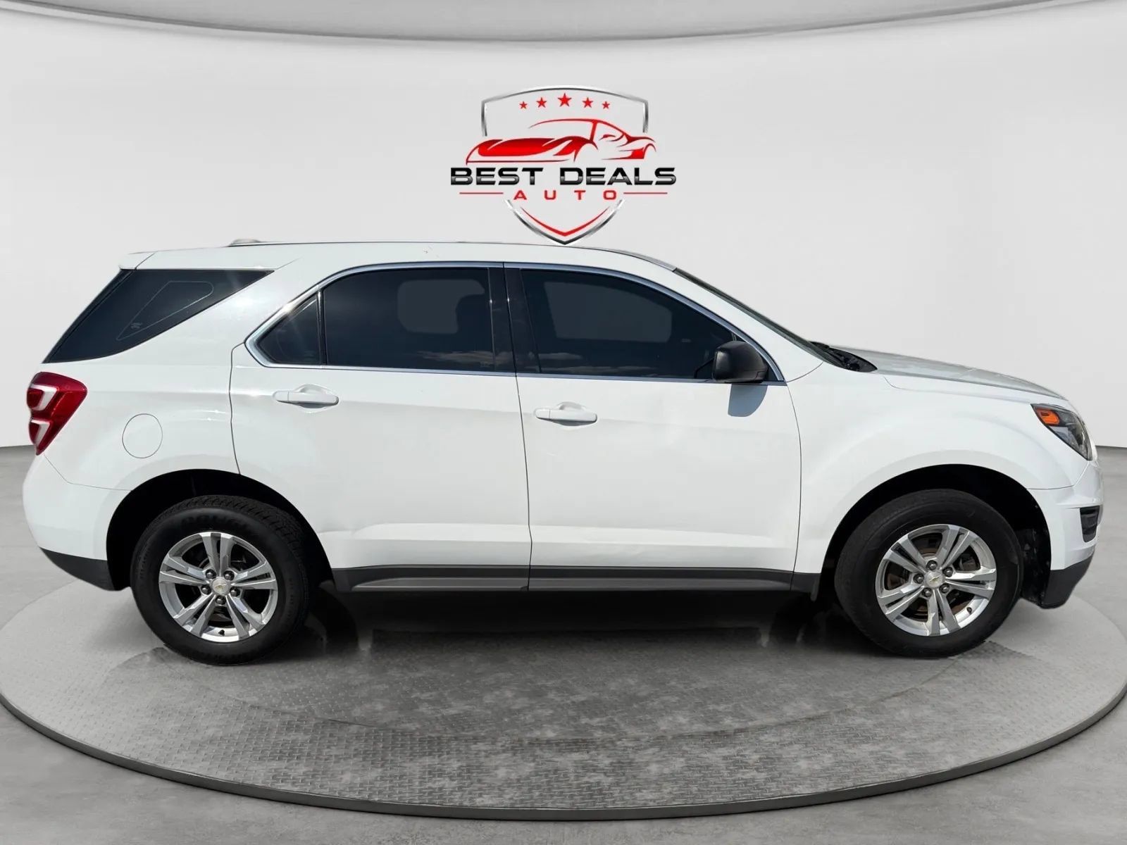 Used 2017 Chevrolet Equinox LS FWD image 7