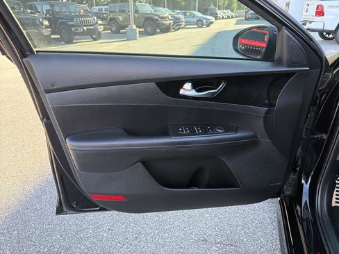 Used 2023 Kia Forte GT w/ GT2 Package FWD image 9