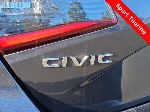 Used 2022 Honda Civic Sport Touring image 11