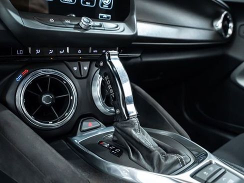 Used 2016 Chevrolet Camaro SS RWD image 25