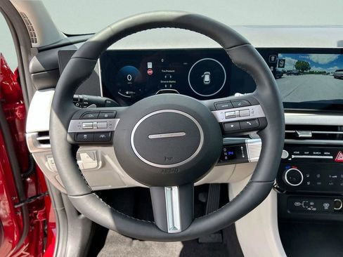 New 2026 Hyundai Tucson Limited AWD/4WD image 32