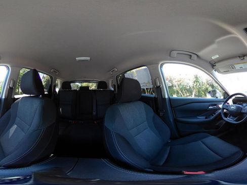 Used 2025 Nissan Rogue SV AWD/4WD image 39