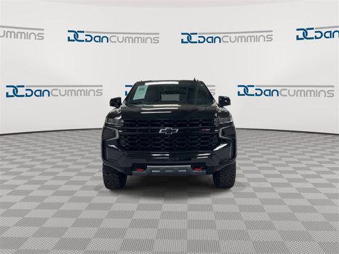 Used 2023 Chevrolet Tahoe Z71 w/ Luxury Package image 3