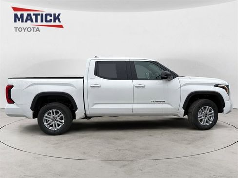New 2026 Toyota Tundra SR5 image 8