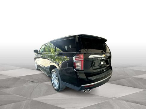 Used 2024 Chevrolet Suburban High Country AWD/4WD image 6