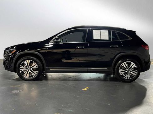 Certified 2025 Mercedes-Benz GLA 250 4MATIC image 4