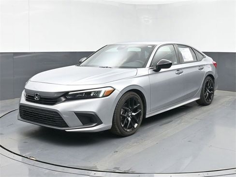 Used 2023 Honda Civic Sport image 5