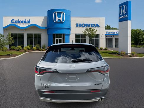 Certified 2024 Honda HR-V Sport image 5