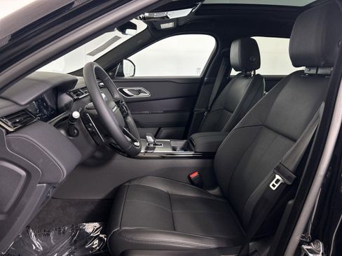 Certified 2026 Land Rover Range Rover Velar Dynamic SE image 23
