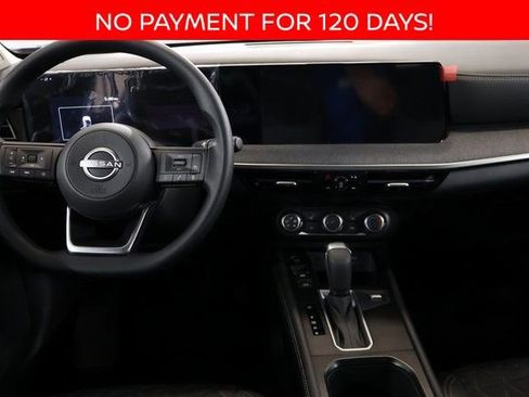 New 2025 Nissan Kicks SV w/ SV Premium Package image 10