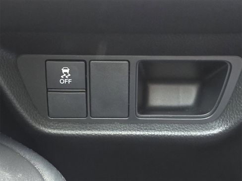 Used 2023 Honda HR-V LX image 14