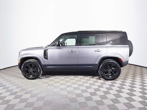 Used 2022 Land Rover Defender 110 S AWD/4WD image 8