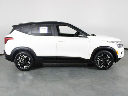 Used 2025 Kia Seltos S FWD image 13