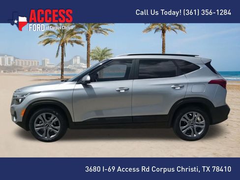 Used 2023 Kia Seltos S w/ Navigation Package FWD image 5