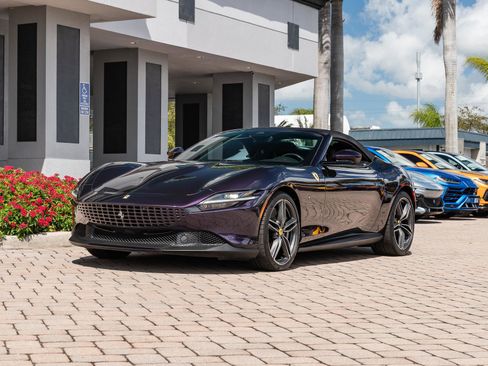Used 2025 Ferrari Roma Spider image 29
