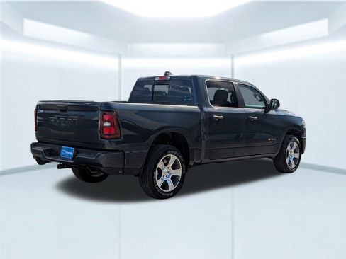 New 2026 RAM 1500 Express image 7