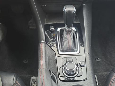 Used 2016 MAZDA MAZDA3 s Touring image 24