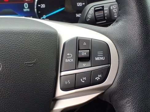 Certified 2022 Ford Explorer XLT w/ Equipment Group 202A image 26