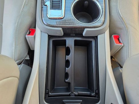 Used 2014 GMC Acadia SLT FWD image 41