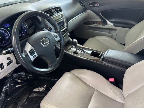Used 2012 Lexus IS 250 w/ Premium Pkg Value Edition RWD image 11