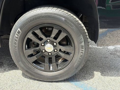 Used 2016 Chevrolet Tahoe LS w/ Enhanced Driver Alert Package RWD image 27