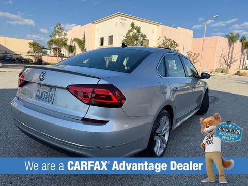 Used 2017 Volkswagen Passat 1.8T SEL Premium image 5