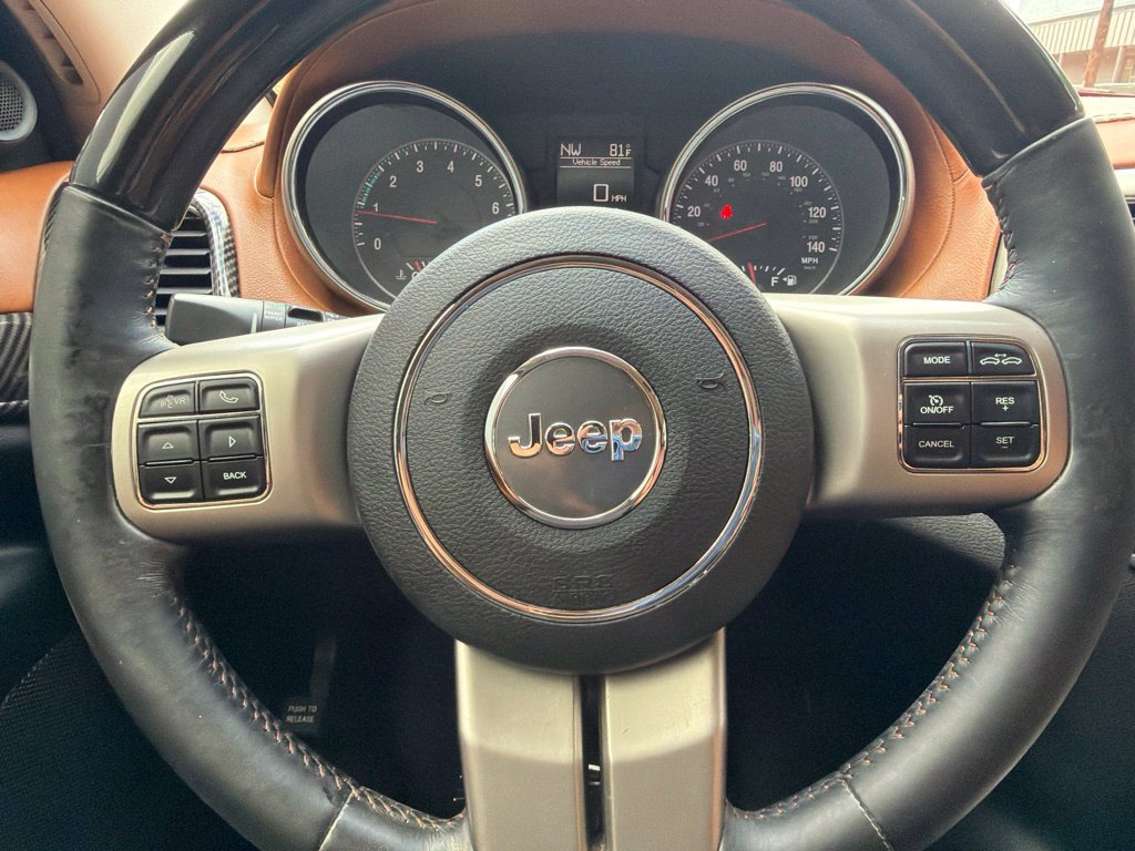 Used 2012 Jeep Grand Cherokee Overland Summit AWD/4WD image 17