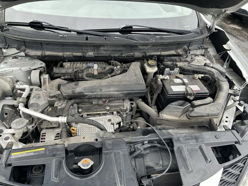 Used 2016 Nissan Rogue S image 24