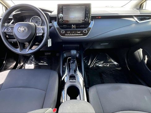 Used 2022 Toyota Corolla LE FWD image 19