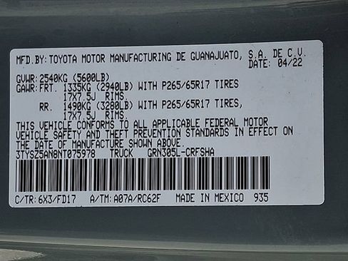 Used 2022 Toyota Tacoma TRD Sport w/ TRD Premium Sport Package AWD/4WD image 26