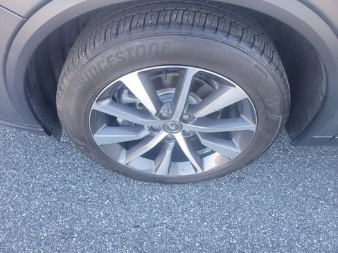 Used 2025 Acura MDX FWD w/ Technology Package image 15