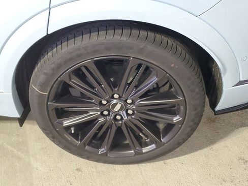 New 2026 Cadillac Lyriq V image 9